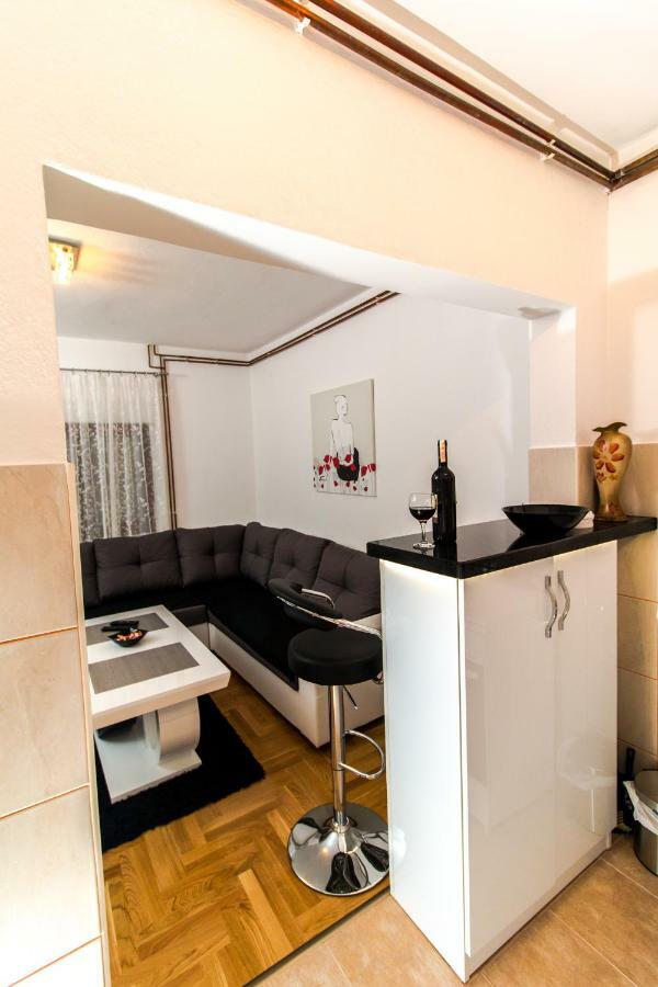 Apartman Draz Trebinje Buitenkant foto